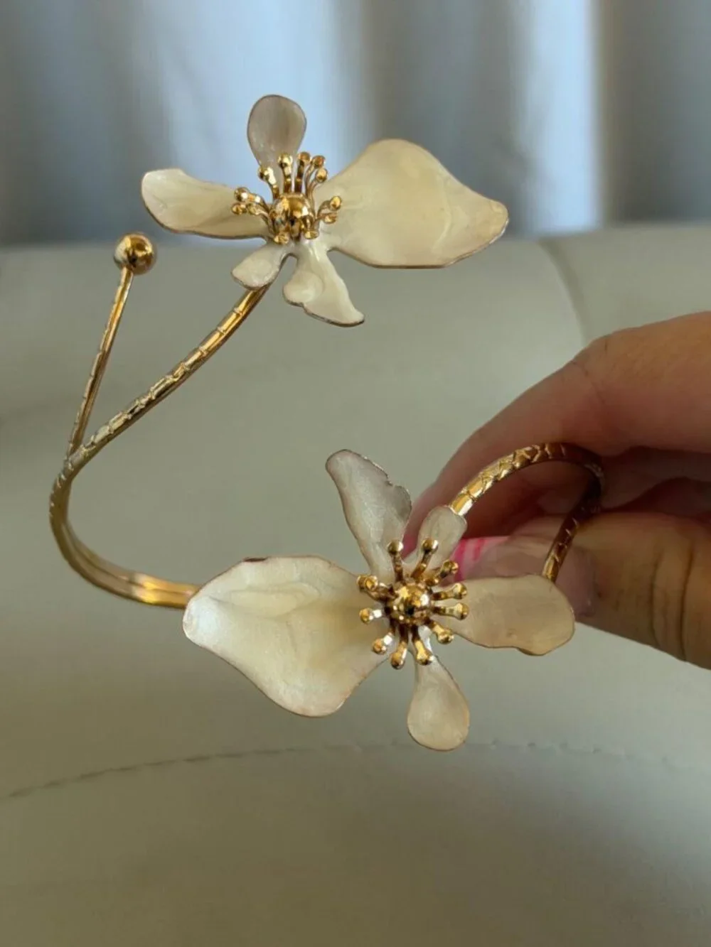Preppy Gold Flower Wire Wrap Bracelet Boho Coquette OS